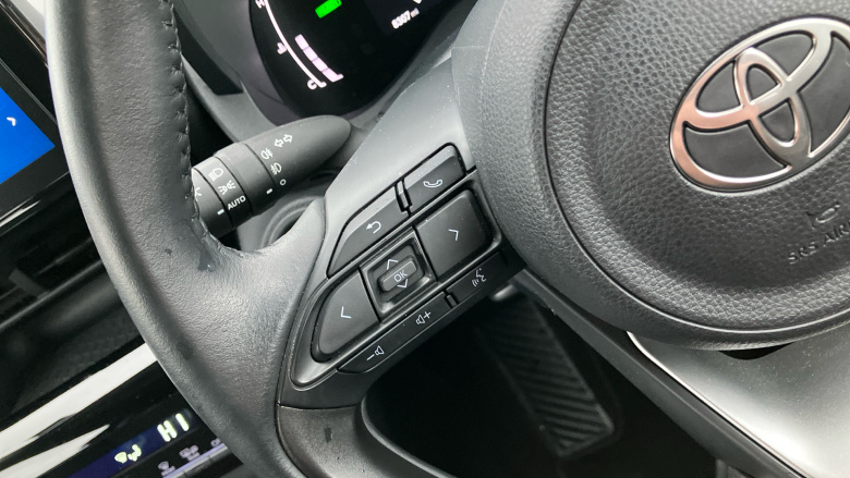 Toyota Yaris Cross 1.5 Hybrid Icon 5dr CVT Hybrid Estate